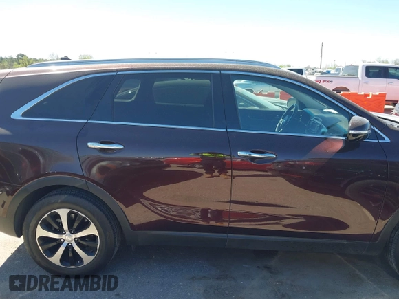 2016 Kia Sorento EX with VIN 5XYPH4A14GG005776, listed as a IAAI auction lot 41839707 with 61,903 mi miles. Bid and sale history available at carsss.com. Image 13.