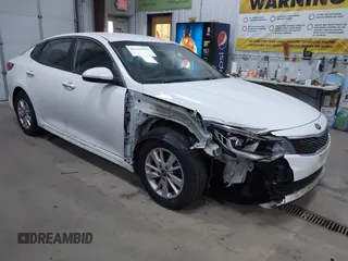 2018 Kia Optima S z VIN 5XXGT4L35JG209737, wystawiony jako IAAI lot #41806505 z przebiegiem 98 869 mil mil oraz . Historia ofert i sprzedaży dostępna na DreamBid. Obrazek 1.