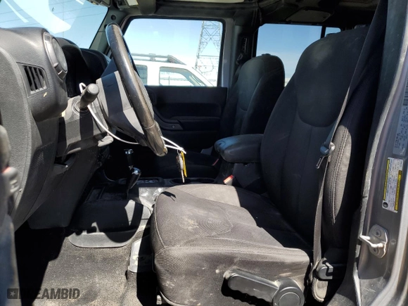 2018 Jeep Wrangler JK Unlimited Sport S with VIN 1C4HJWDG5JL916201, listed as a Copart auction lot 47890605 with 84,976 mi miles and Salvage Title. Bid and sale history available at carsss.com. Image 7.