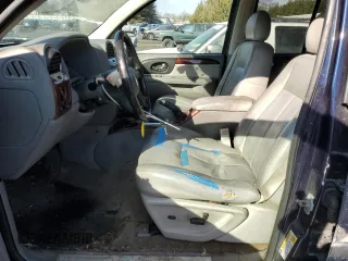 2007 GMC Envoy SLT with VIN 1GKDT13SX72264325, listed as a Copart auction lot 43347575 with 267,236 mi miles and Salvage Title. Bid and sale history available at carsss.com. Image 7.