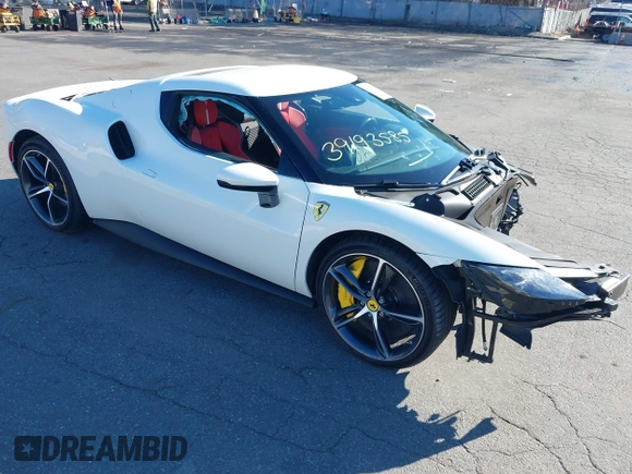 2024 Ferrari 296 GTB z VIN ZFF99SLA6R0303425, wystawiony jako IAAI lot #39193585 z przebiegiem Nie podano mil oraz . Historia ofert i sprzedaży dostępna na DreamBid. Obrazek 1.