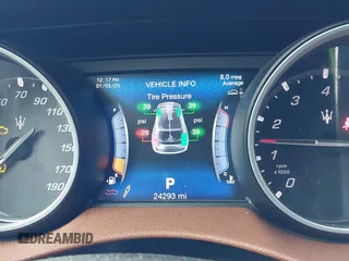2017 Maserati Levante S z VIN ZN661YUA2HX262919, wystawiony jako IAAI lot #41243382 z przebiegiem 24 293 mil mil oraz . Historia ofert i sprzedaży dostępna na DreamBid. Obrazek 15.