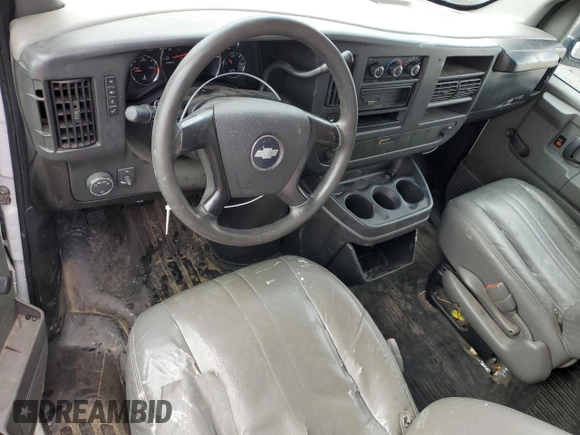 2008 Chevrolet Express Cargo with VIN 1GCFG15X381122844, listed as a Copart auction lot 48743495 with 215,815 mi miles and Clean title. Bid and sale history available at DreamBid. Image 8.