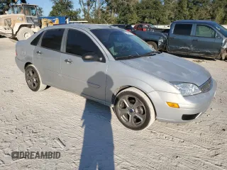 2005 Ford Focus S с VIN 1FAFP34N35W242854, выставлен на аукционе Copart как лот 55555065 с пробегом 180 171 миль миль и На запчасти • Non repairable. История ставок и продаж доступна на DreamBid. Изображение 4.
