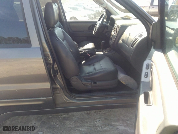 2006 Ford Escape Hybrid with VIN 1FMCU95H26KD48928, listed as a IAAI auction lot 41665769 with 173,313 mi miles. Bid and sale history available at carsss.com. Image 5.