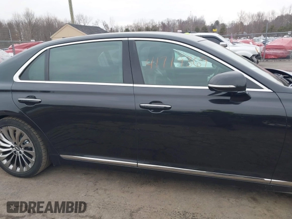 2018 Genesis G90 3.3T Premium with VIN KMHG34JA7JU041008, listed as a IAAI auction lot 41719369 with 146,874 mi miles. Bid and sale history available at carsss.com. Image 13.