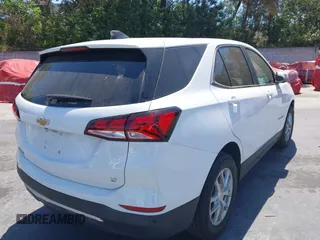 2022 Chevrolet Equinox LT with VIN 3GNAXKEV8NL106777, listed as a IAAI auction lot 42013199 with 52,863 mi miles. Bid and sale history available at carsss.com. Image 4.