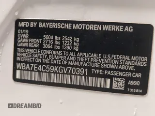 2019 BMW 7 Series 740i xDrive with VIN WBA7E4C59KGV70391, listed as a IAAI auction lot 41531991 with 70,017 mi miles and . Bid and sale history available at carsss.com. Image 9.