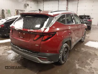 2025 Hyundai Tucson SEL with VIN 5NMJBCDE1SH469588, listed as a IAAI auction lot 41405946 with 2,897 mi miles. Bid and sale history available at carsss.com. Image 4.