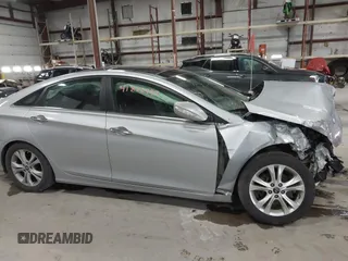 2012 Hyundai Sonata Limited z VIN 5NPEC4AC6CH358580, wystawiony jako IAAI lot #41810997 z przebiegiem 196 464 mil mil oraz . Historia ofert i sprzedaży dostępna na DreamBid. Obrazek 14.