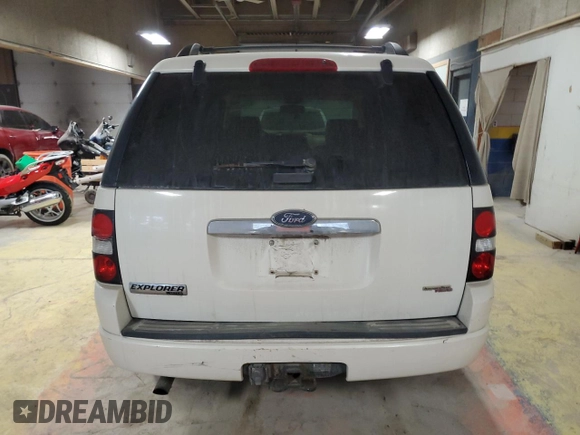 2007 Ford Explorer Limited with VIN 1FMEU75847UA72352, listed as a Copart auction lot 42744225 with 186,307 mi miles and Clean title. Bid and sale history available at DreamBid. Image 6.