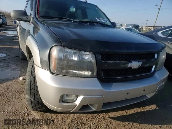 2008 Chevrolet TrailBlazer 3LT with VIN 1GNDT13S582231818, listed as a Copart auction lot 52579845 with 252,844 mi miles and Salvage Title. Bid and sale history available at DreamBid. Image 12.