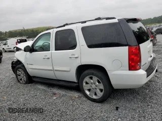 2008 GMC Yukon SLT w/4SB with VIN 1GKFC13J88J223313, listed as a Copart auction lot 70949424 with 155,898 mi miles and Salvage Title. Bid and sale history available at carsss.com. Image 2.