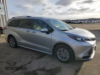 2024 Toyota Sienna LE with VIN 5TDGRKEC7RS197259, listed as a Copart auction lot 49706705 with 14,671 mi miles and Clean Title. Bid and sale history available at carsss.com. Image 4.