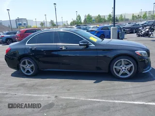 2015 Mercedes-Benz C 300 z VIN 55SWF4JB4FU074983, wystawiony jako IAAI lot #42349846 z przebiegiem 121 438 mil mil oraz . Historia ofert i sprzedaży dostępna na DreamBid. Obrazek 13.