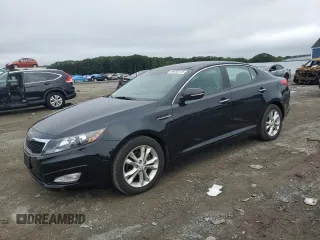 2013 Kia Optima EX z VIN 5XXGN4A72DG177687, wystawiony jako Copart lot #65000365 z przebiegiem 83 931 mil mil oraz Czysty tytuł • Clean title. Historia ofert i sprzedaży dostępna na DreamBid. Obrazek 1.