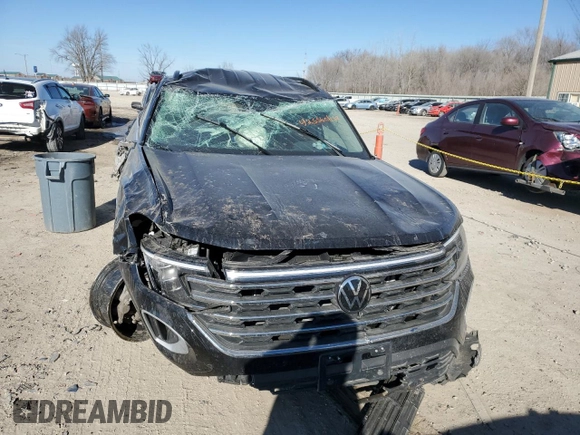 2024 Volkswagen Atlas SE with VIN 1V2LR2CA8RC515082, listed as a Copart auction lot 42556065 with Not provided miles and Salvage title. Bid and sale history available at DreamBid. Image 5.