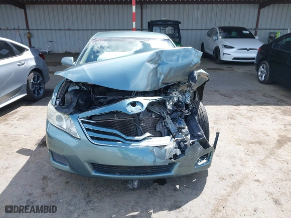 2010 Toyota Camry with VIN 4T1BF3EK2AU515851, listed as a IAAI auction lot 41913339 with 119,431 mi miles. Bid and sale history available at carsss.com. Image 12.