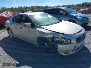 2012 Nissan Maxima 3.5 S with VIN 1N4AA5AP5CC852041, listed as a IAAI auction lot 41746441 with 207,546 mi miles. Bid and sale history available at carsss.com. Image 1.