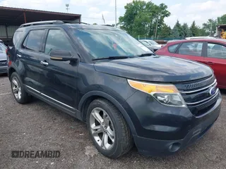 2011 Ford Explorer Limited z VIN 1FMHK8F89BGA49986, wystawiony jako IAAI lot #42450183 z przebiegiem 259 000 mil mil oraz . Historia ofert i sprzedaży dostępna na DreamBid. Obrazek 1.
