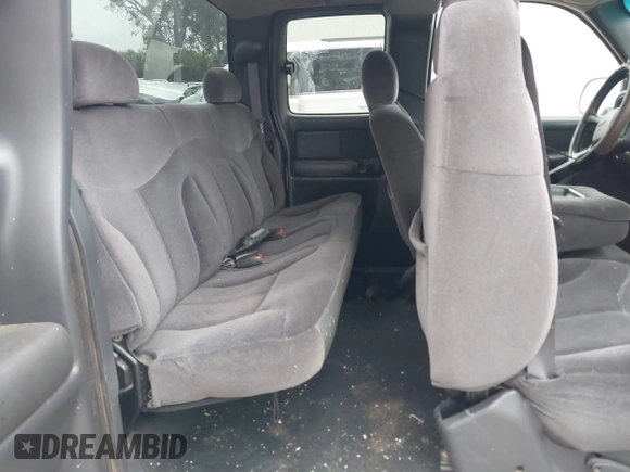 2001 GMC Sierra 1500 SLE z VIN 2GTEC19V711120871, wystawiony jako IAAI lot #42093793 z przebiegiem 271 247 mil mil oraz . Historia ofert i sprzedaży dostępna na DreamBid. Obrazek 8.