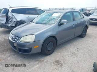 2006 Volkswagen Jetta Value Edition with VIN 3VWPF71K86M800800, listed as a IAAI auction lot 42300220 with 154,717 mi miles and . Bid and sale history available at DreamBid. Image 2.