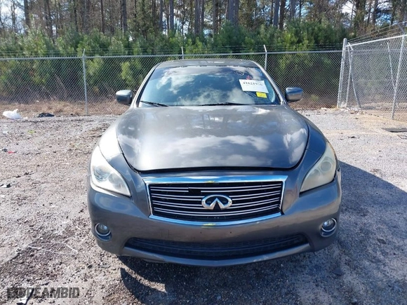 2013 Infiniti M37 with VIN JN1BY1AP0DM510398, listed as a IAAI auction lot 41621916 with 139,002 mi miles. Bid and sale history available at carsss.com. Image 12.