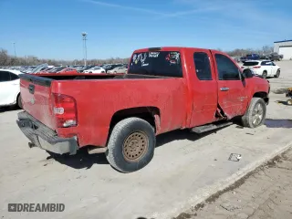 2013 Chevrolet Silverado 1500 LT with VIN 1GCRCSE01DZ136903, listed as a Copart auction lot 46190105 with 207,432 mi miles and Salvage Title. Bid and sale history available at carsss.com. Image 3.