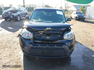 2015 Kia Soul with VIN KNDJN2A20F7793818, listed as a IAAI auction lot 41851307 with 97,481 mi miles. Bid and sale history available at carsss.com. Image 6.