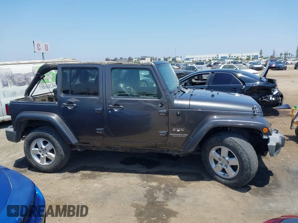 2016 Jeep Wrangler Unlimited Sahara with VIN 1C4HJWEG2GL273507, listed as a IAAI auction lot 39855004 with 87,011 mi miles and . Bid and sale history available at DreamBid. Image 13.