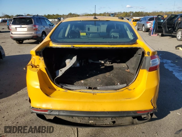 2015 Ford Fusion S Hybrid with VIN 3FA6P0UU5FR166404, listed as a Copart auction lot 45393185 with 347,997 mi miles and Clean Title. Bid and sale history available at carsss.com. Image 6.