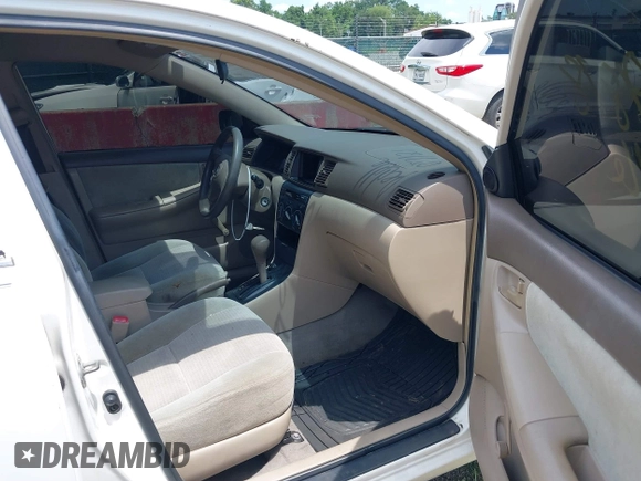 2005 Toyota Corolla CE with VIN 1NXBR32E55Z520585, listed as a IAAI auction lot 42799818 with 170,533 mi miles and . Bid and sale history available at DreamBid. Image 5.
