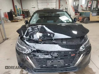 2025 Nissan Sentra SR with VIN 3N1AB8DV2SY306941, listed as a IAAI auction lot 42194726 with 2,509 mi miles and . Bid and sale history available at DreamBid. Image 6.