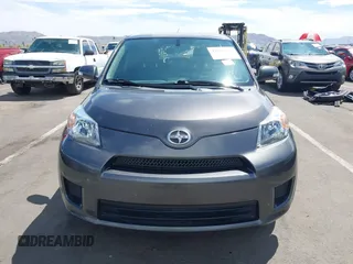 2008 Scion xD with VIN JTKKU10498J025371, listed as a IAAI auction lot 42018309 with 90,192 mi miles. Bid and sale history available at carsss.com. Image 12.