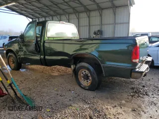 2000 Ford Super Duty F-250 XL with VIN 1FTNF20L8YEA47432, listed as a Copart auction lot 86127524 with 186,938 mi miles and Salvage Title. Bid and sale history available at carsss.com. Image 2.