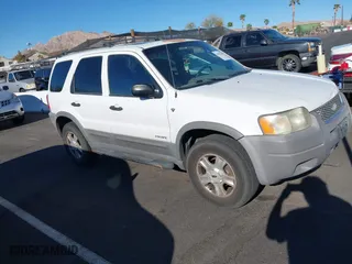 2001 Ford Escape XLT with VIN 1FMYU04181KD97470, listed as a IAAI auction lot 41896246 with 123,880 mi miles. Bid and sale history available at carsss.com. Image 13.