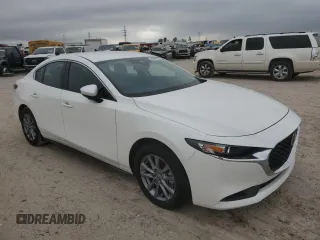 2022 Mazda 3 S with VIN 3MZBPAAL4NM307238, listed as a Copart auction lot 86509444 with 31,607 mi miles and Salvage title. Bid and sale history available at DreamBid. Image 4.