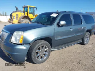 2008 GMC Yukon XL z VIN 1GKFK66828J210470, wystawiony jako IAAI lot #42119370 z przebiegiem 204 296 mil mil oraz . Historia ofert i sprzedaży dostępna na DreamBid. Obrazek 18.