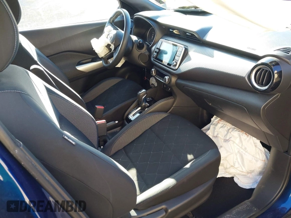 2020 Nissan Kicks SV with VIN 3N1CP5CV3LL485676, listed as a IAAI auction lot 41670042 with 64,125 mi miles. Bid and sale history available at carsss.com. Image 5.