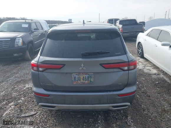 2024 Mitsubishi Outlander SE with VIN JA4J4VA82RZ007920, listed as a IAAI auction lot 41458508 with 13,760 mi miles. Bid and sale history available at carsss.com. Image 16.