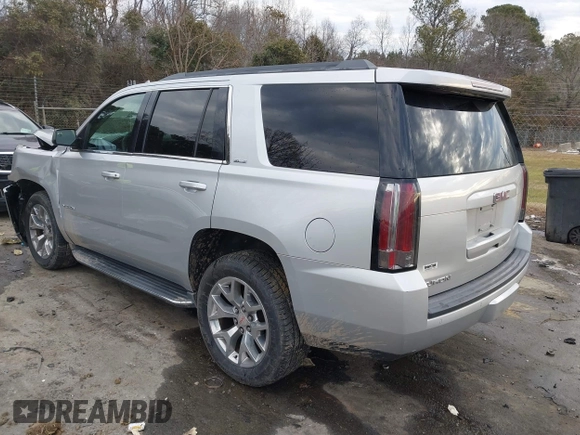 2016 GMC Yukon SLE with VIN 1GKS2AKC0GR332224, listed as a IAAI auction lot 41301706 with 108,340 mi miles. Bid and sale history available at carsss.com. Image 3.