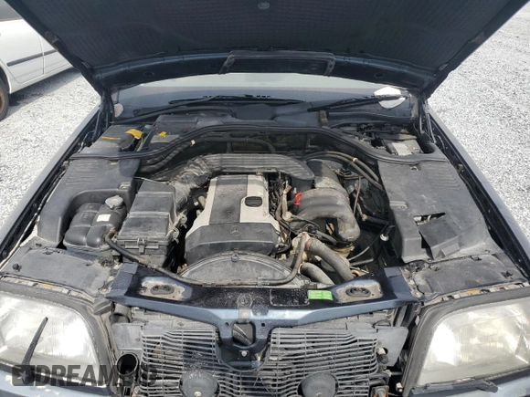 1996 Mercedes-Benz S 320 z VIN WDBGA33EXTA311436, wystawiony jako Copart lot #88064635 z przebiegiem Nie podano mil oraz Nie do naprawy • Non repairable. Historia ofert i sprzedaży dostępna na DreamBid. Obrazek 11.