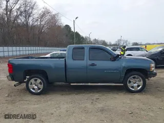 2008 Chevrolet Silverado 1500 Work Truck with VIN 1GCEC19X58Z218168, listed as a IAAI auction lot 41551543 with 194,810 mi miles. Bid and sale history available at carsss.com. Image 14.