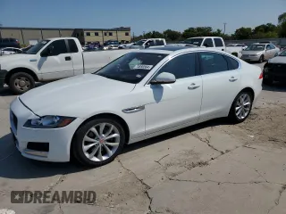 2019 Jaguar XF 25t Premium with VIN SAJBD4FX4KCY79434, listed as a Copart auction lot 74850564 with 32,337 mi miles and Salvage Title. Bid and sale history available at carsss.com. Image 1.