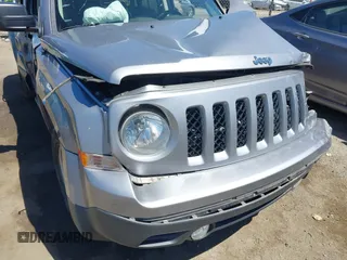 2017 Jeep Patriot Sport SE with VIN 1C4NJPBA8HD207631, listed as a IAAI auction lot 42809313 with 153,799 mi miles and . Bid and sale history available at DreamBid. Image 17.