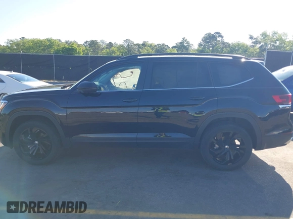 2022 Volkswagen Atlas SE z VIN 1V2KR2CA0NC564914, wystawiony jako IAAI lot #42035604 z przebiegiem 35 678 mil mil oraz . Historia ofert i sprzedaży dostępna na DreamBid. Obrazek 14.