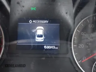 2020 Kia Optima LX z VIN 5XXGT4L33LG409003, wystawiony jako IAAI lot #42055031 z przebiegiem 68 849 mil mil oraz . Historia ofert i sprzedaży dostępna na DreamBid. Obrazek 7.