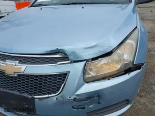 2012 Chevrolet Cruze ECO with VIN 1G1PJ5SC8C7131374, listed as a IAAI auction lot 41888784 with 176,130 mi miles. Bid and sale history available at carsss.com. Image 6.
