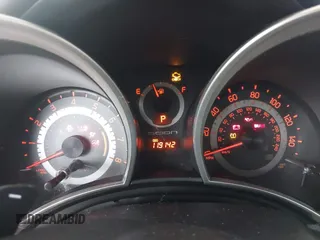 2015 Scion tC z VIN JTKJF5C71FJ008872, wystawiony jako IAAI lot #41664672 z przebiegiem 119 142 mil mil oraz . Historia ofert i sprzedaży dostępna na DreamBid. Obrazek 7.