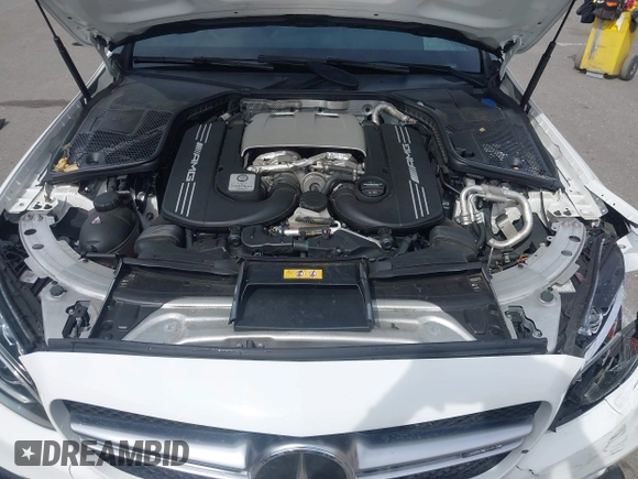 2017 Mercedes-Benz C 63 S AMG z VIN 55SWF8HB4HU190328, wystawiony jako IAAI lot #41681196 z przebiegiem 42 211 mil mil oraz . Historia ofert i sprzedaży dostępna na DreamBid. Obrazek 10.